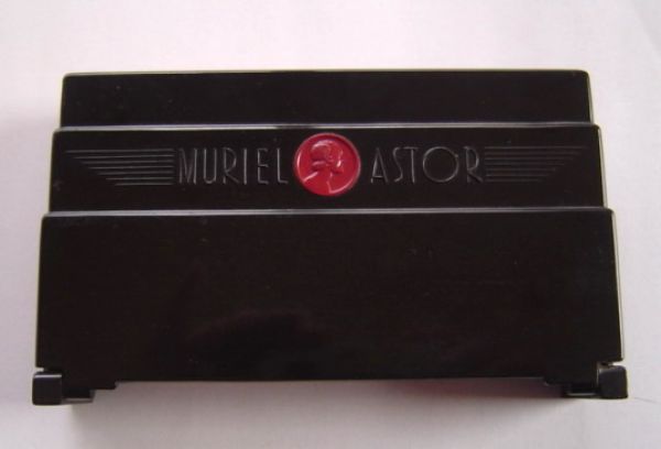 Muriel Astor - Manicure Kit