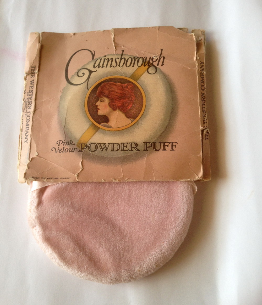 Gainsborough Velour Powder Puff