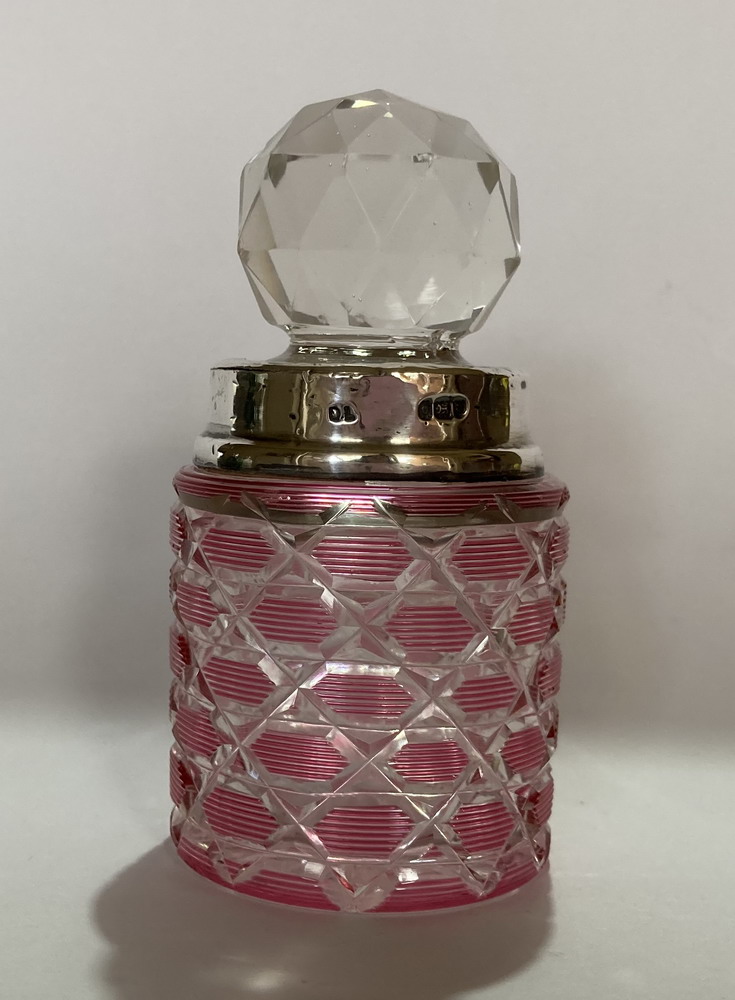 Ruby flashed jar with stg silver collar